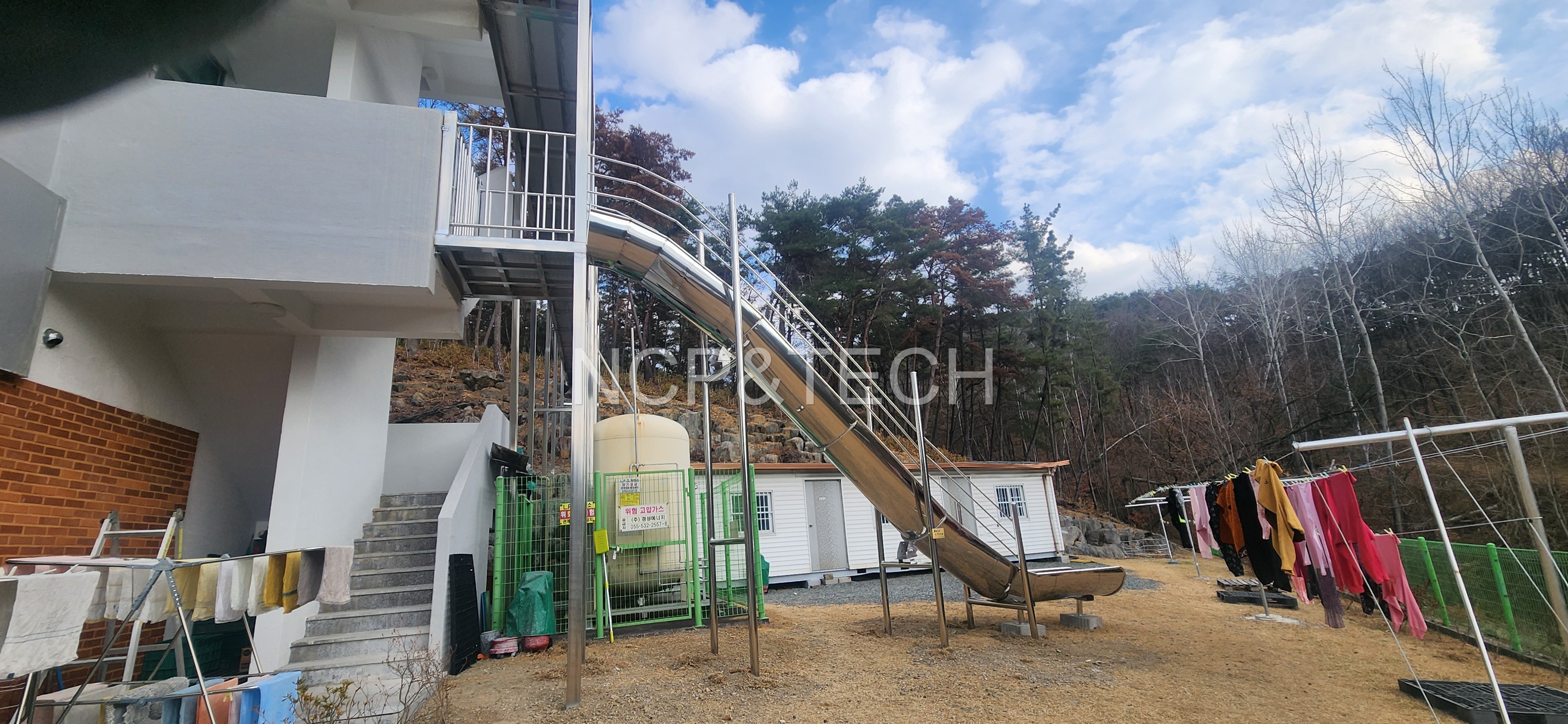 덕인러브힐 사회복지재단 연교 및 일자 미끄럼틀 설치